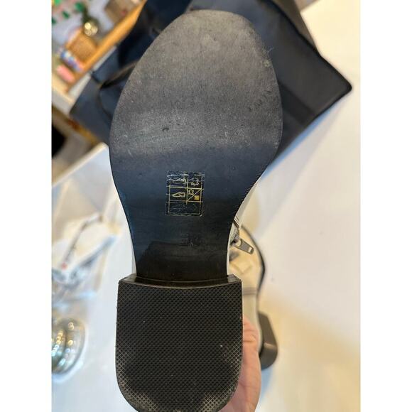 Jeffrey Campbell Light Gray Polished Leather Round Toe Ankle Boots Size 6 - Picture 7 of 13